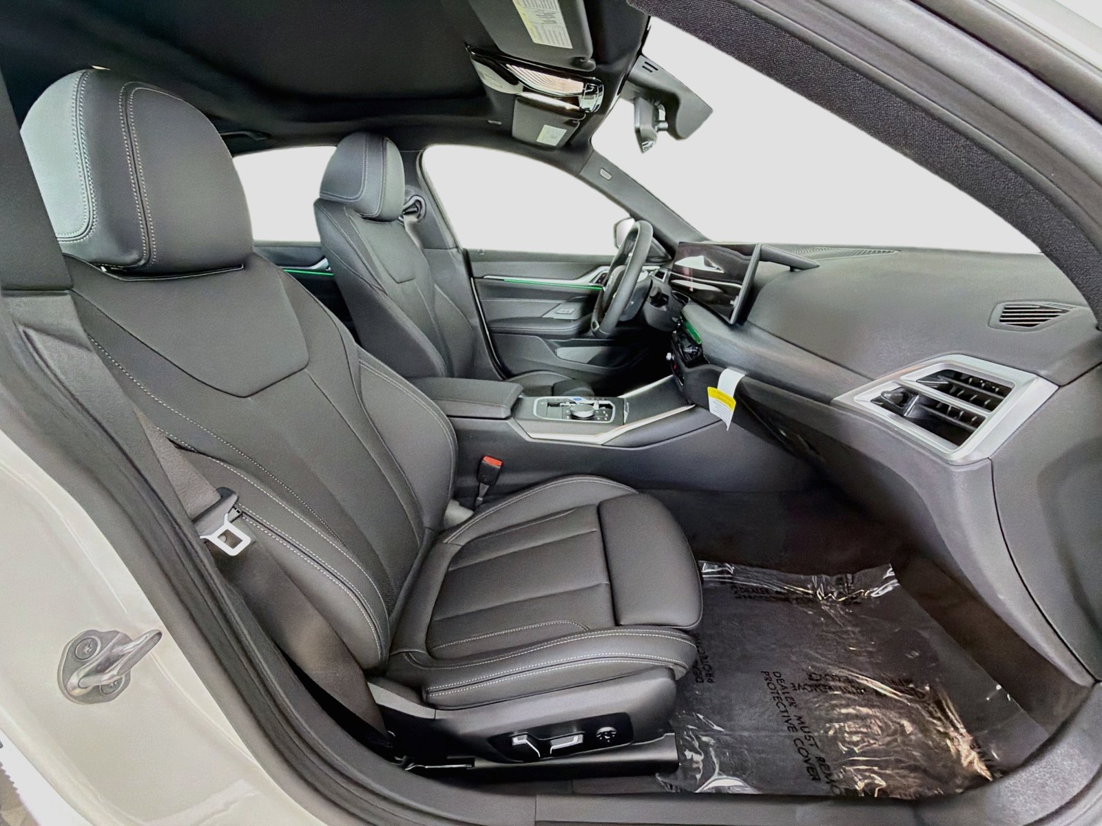 New 2026 BMW i4 eDrive40 w/ Parking Assistance Package RWD image 29