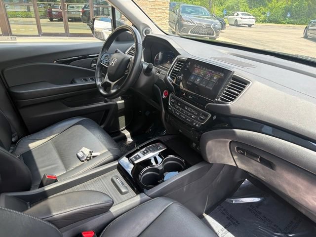 Used 2022 Honda Pilot Touring image 30