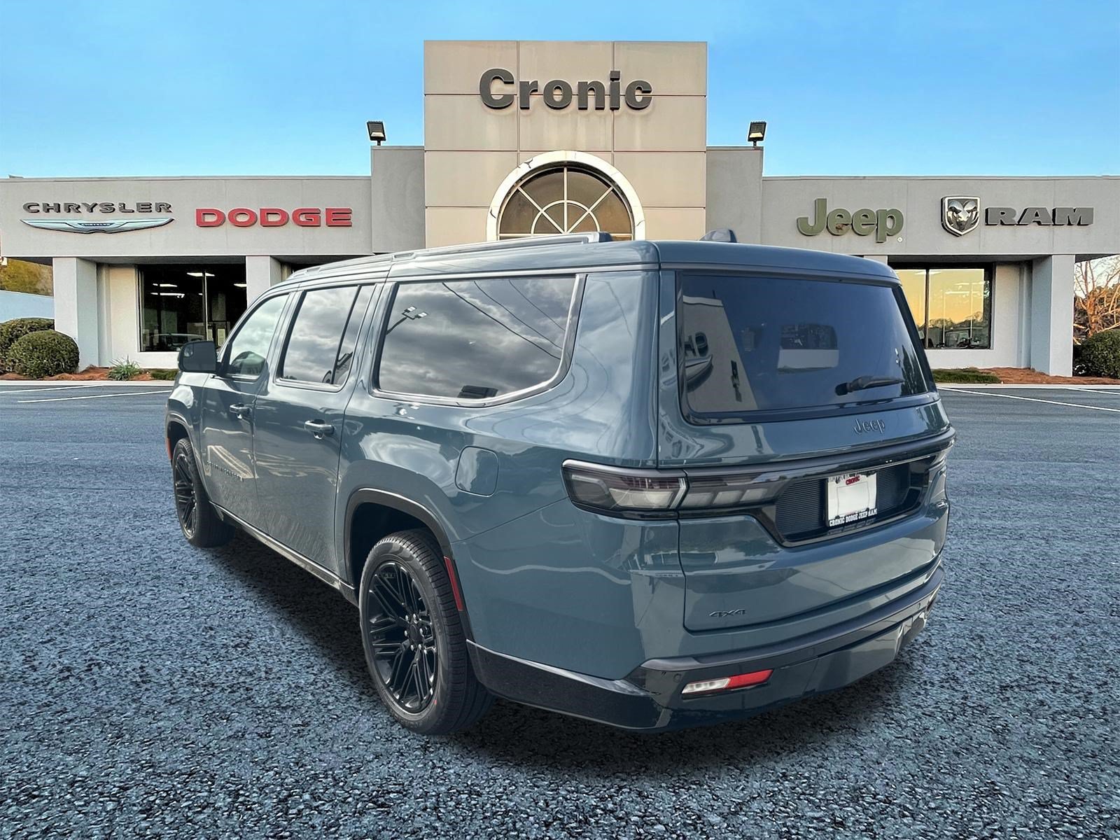 New 2026 Jeep Grand Wagoneer L Limited AWD/4WD image 5
