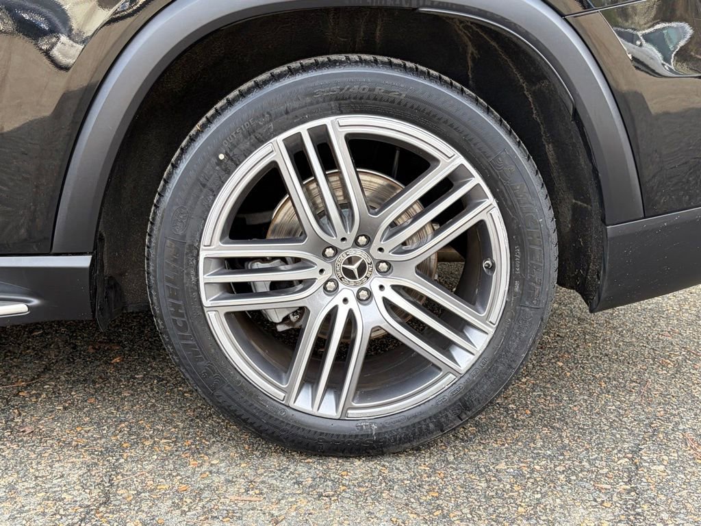 Used 2022 Mercedes-Benz GLS 450 4MATIC w/ Warmth & Comfort Package image 33