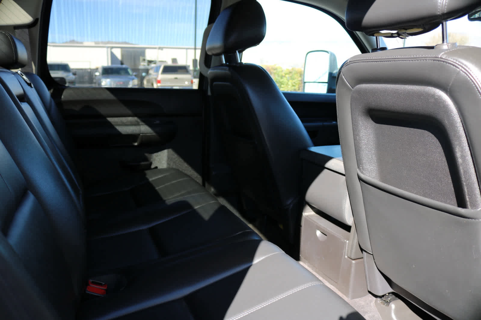 Used 2014 Chevrolet Silverado 3500 LT w/ Interior Plus Package image 26