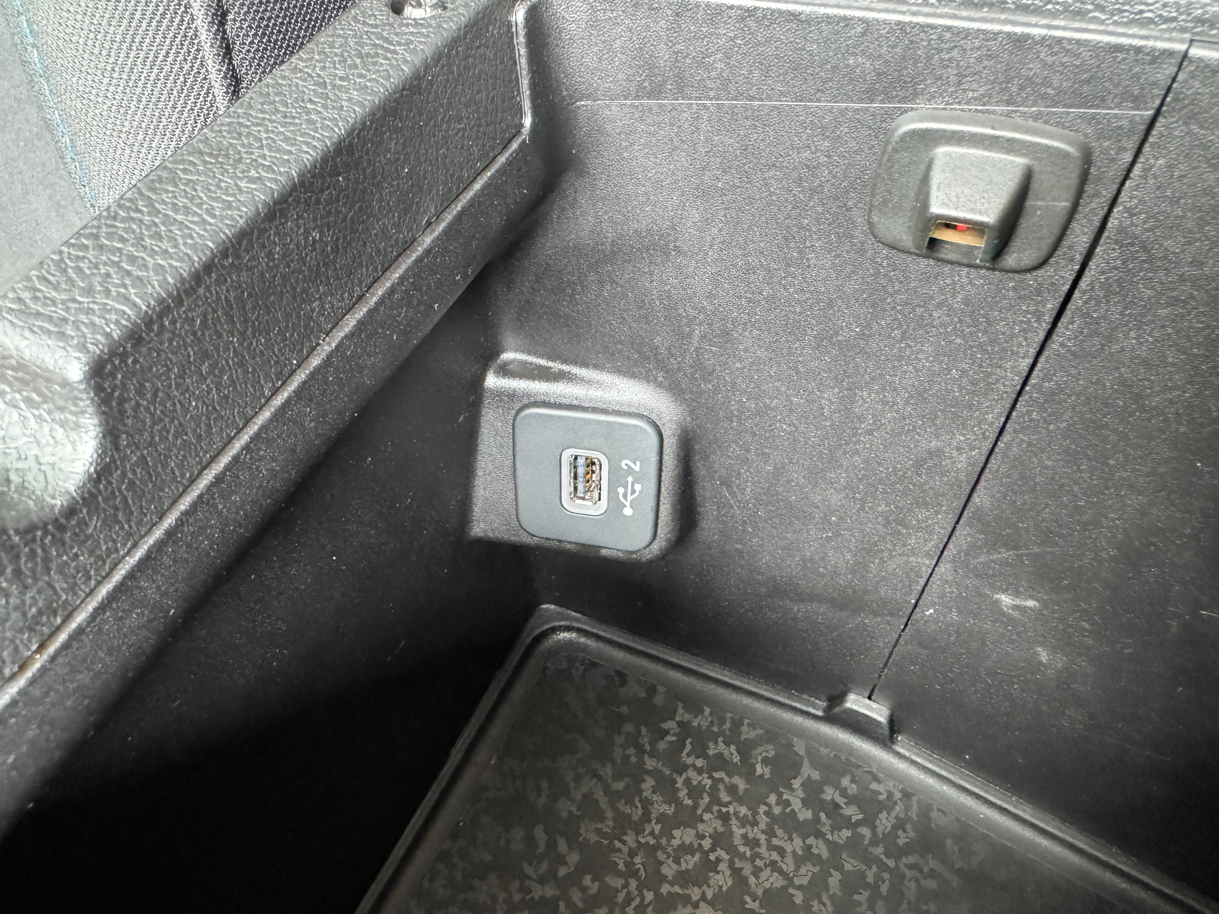 Used 2024 Jeep Wrangler Unlimited Rubicon 4xe AWD/4WD image 21