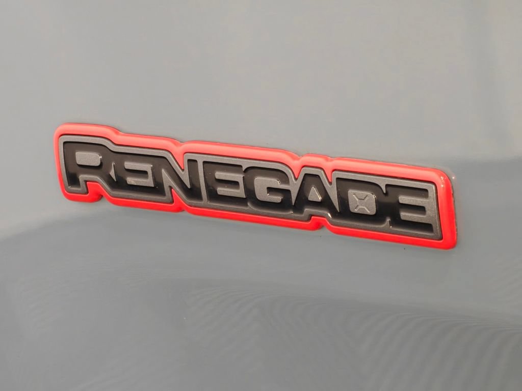 Used 2018 Jeep Renegade Trailhawk w/ Cold Weather Group II AWD/4WD image 42