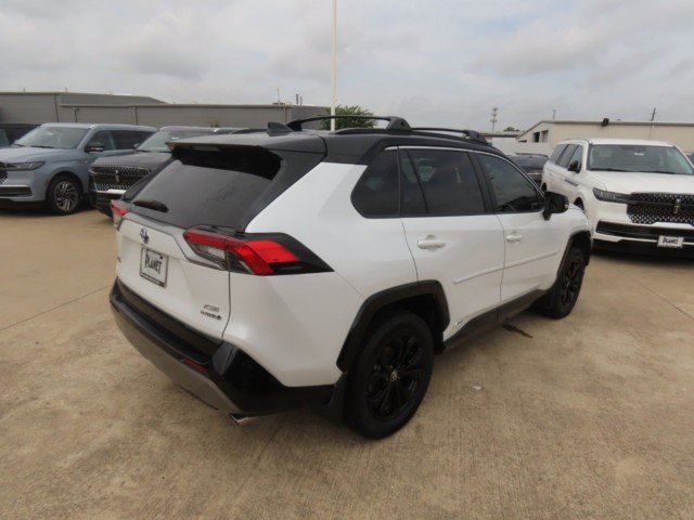 Used 2023 Toyota RAV4 XSE AWD/4WD image 9