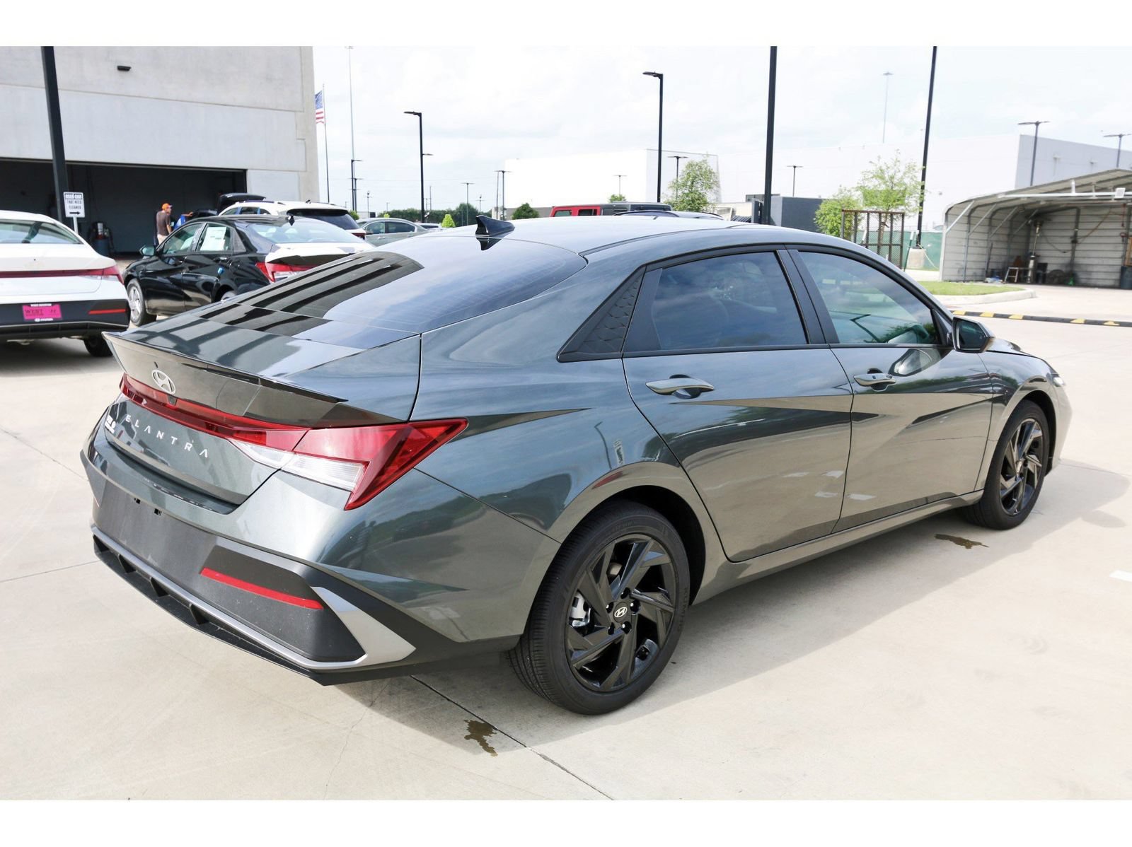 Certified 2026 Hyundai Elantra Sport w/ Cargo Package FWD image 8