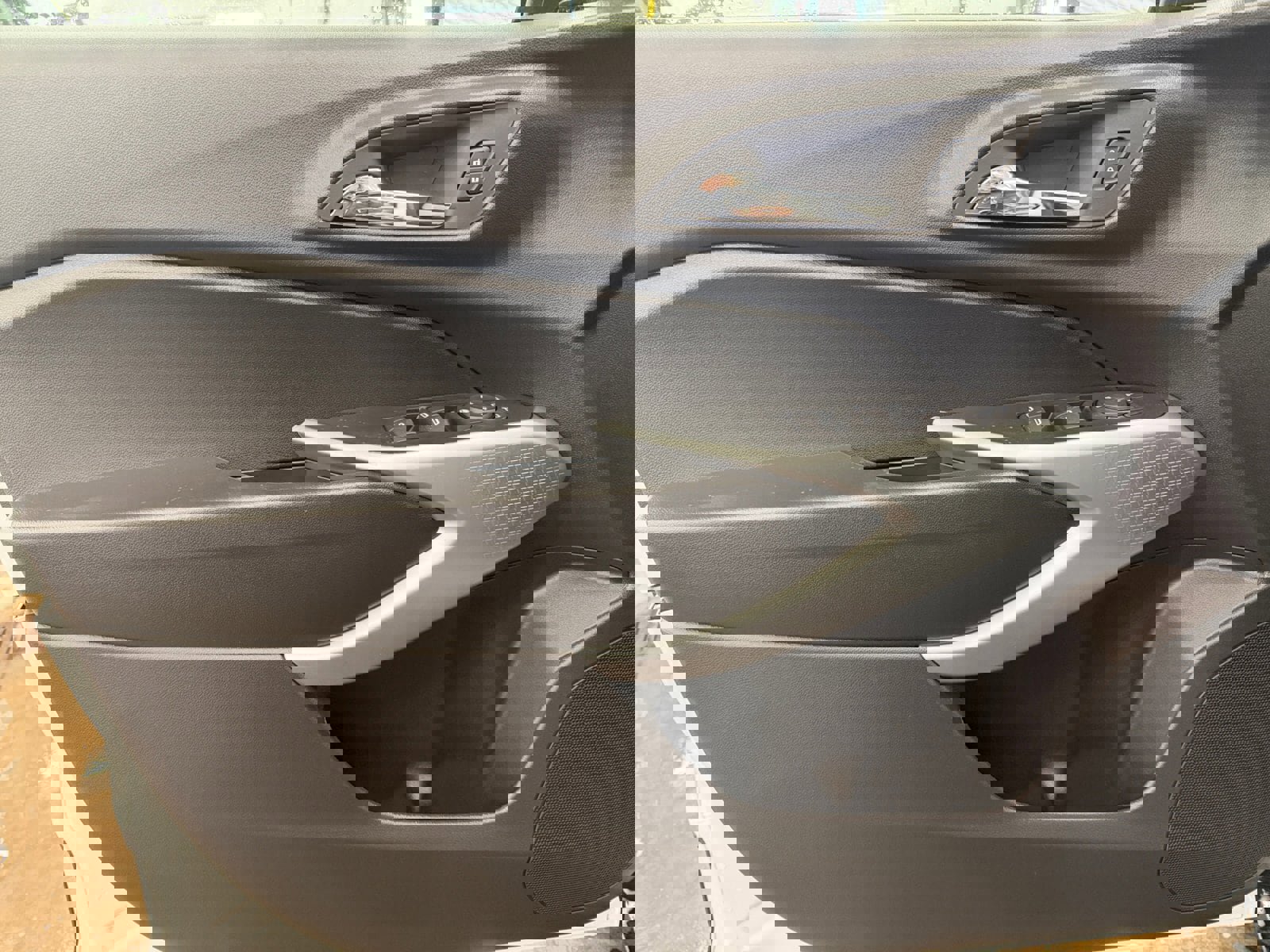 New 2026 Chevrolet Trax LS w/ LS Convenience Package image 20