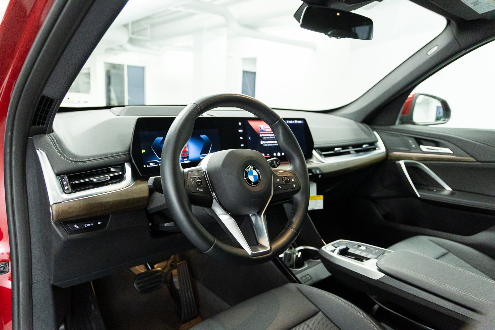 Used 2026 BMW X1 xDrive28i AWD/4WD image 28