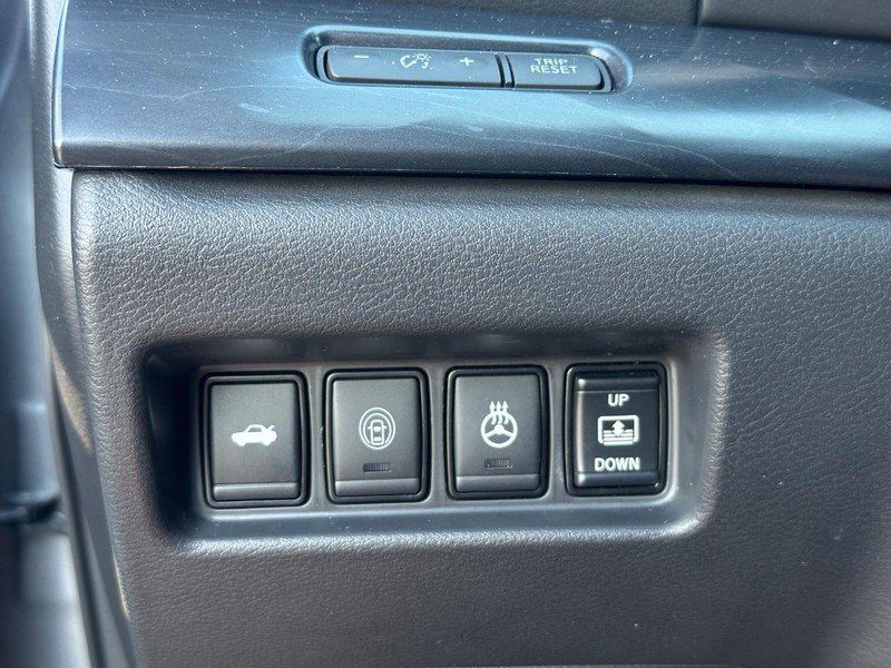 Used 2023 Nissan Maxima Platinum w/ Sport Mat Group FWD image 23