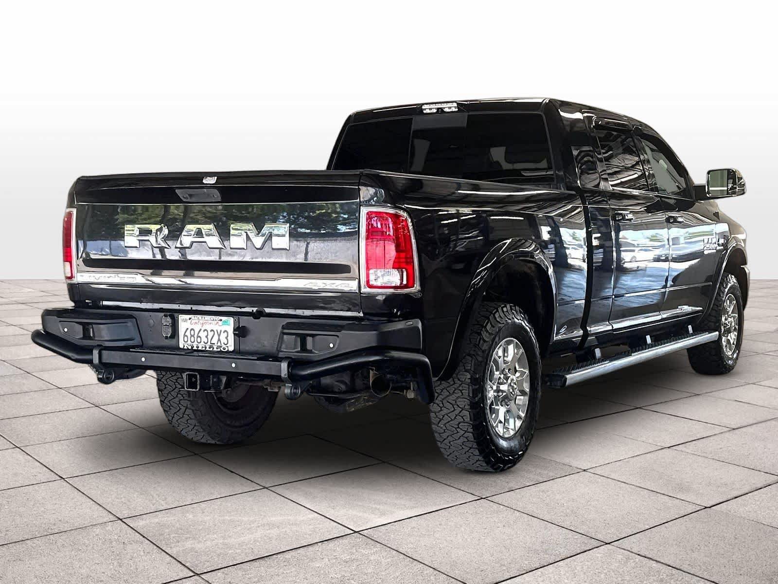 Used 2016 RAM 2500 Limited AWD/4WD image 9