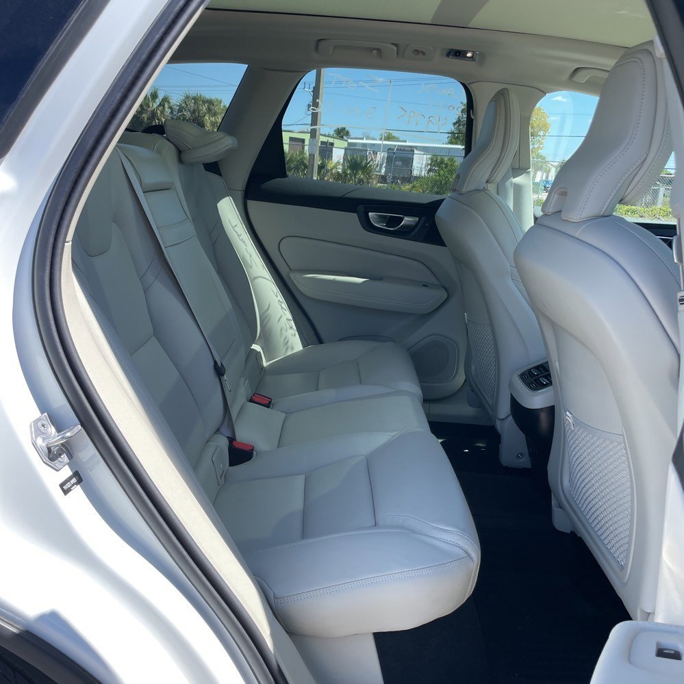 Used 2021 Volvo XC60 T5 Inscription w/ Protection Package Premier image 15