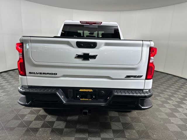 Used 2025 Chevrolet Silverado 1500 ZR2 w/ Technology Package image 4