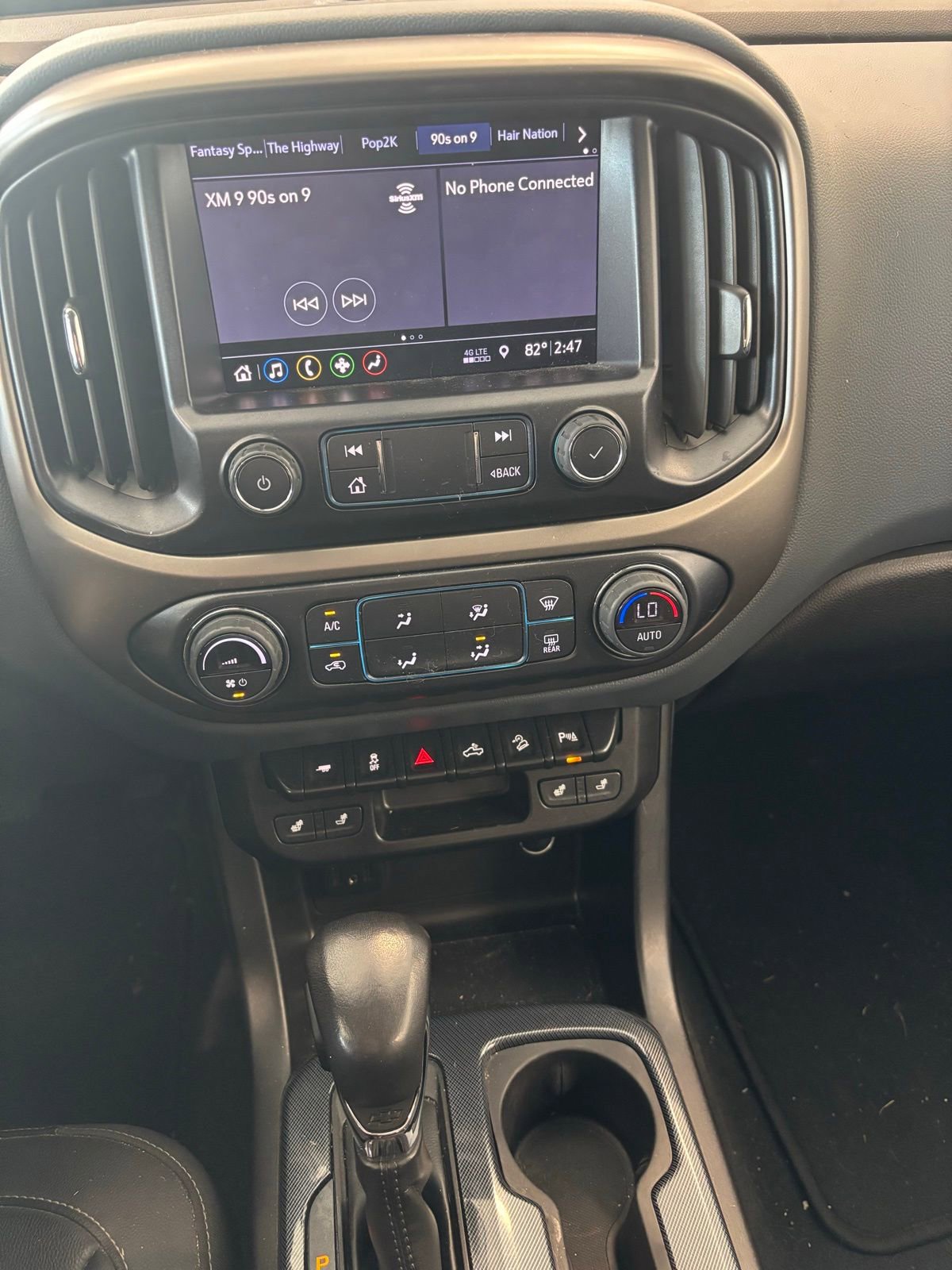 Used 2022 Chevrolet Colorado Z71 image 2