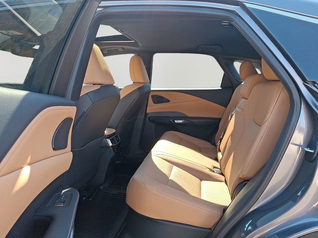Used 2023 Lexus RX 350 Premium w/ Cold Area Package image 8