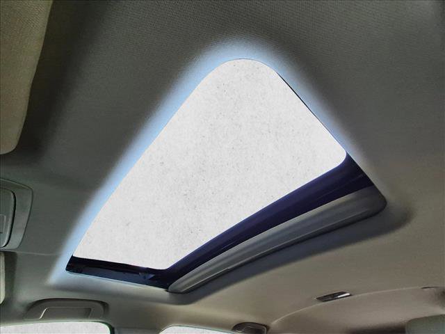 Used 2018 Honda CR-V Touring image 15