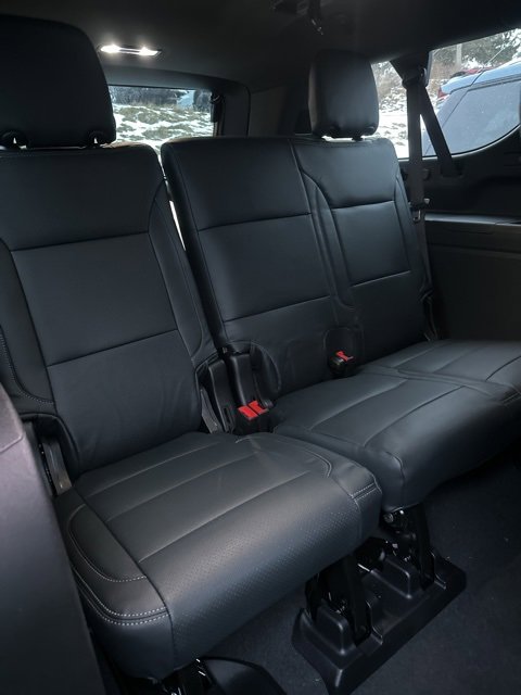 New 2026 Chevrolet Suburban LS image 28