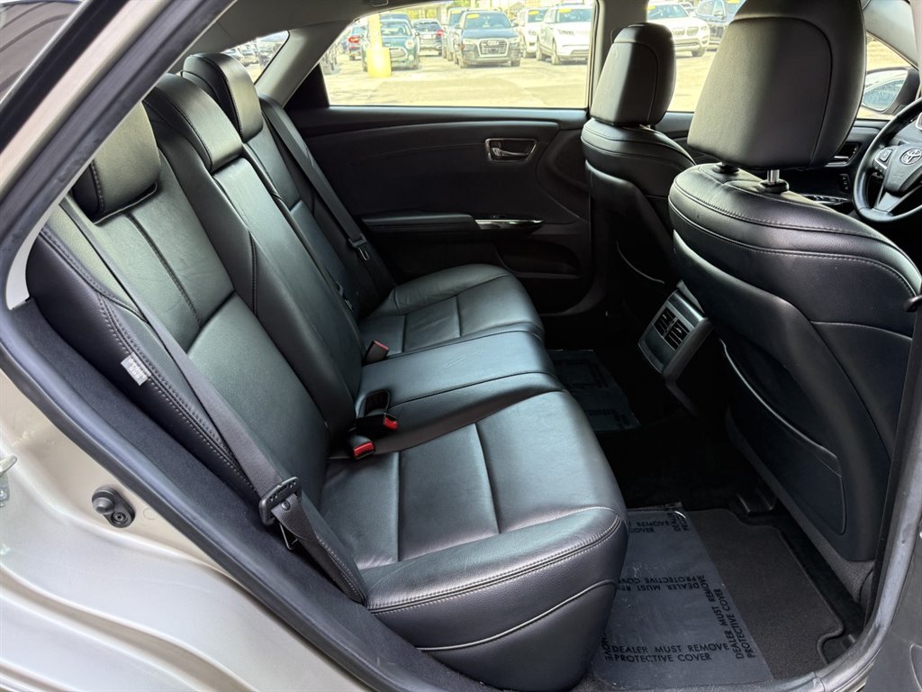 Used 2016 Toyota Avalon Touring FWD image 16