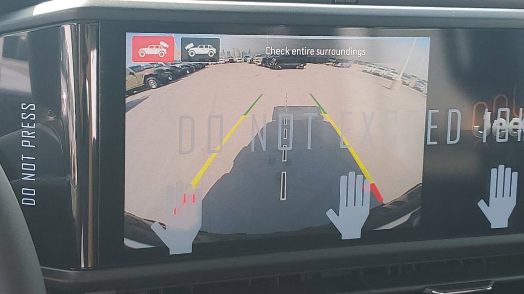 New 2026 Jeep Wrangler Unlimited Rubicon w/ Safety Group image 26