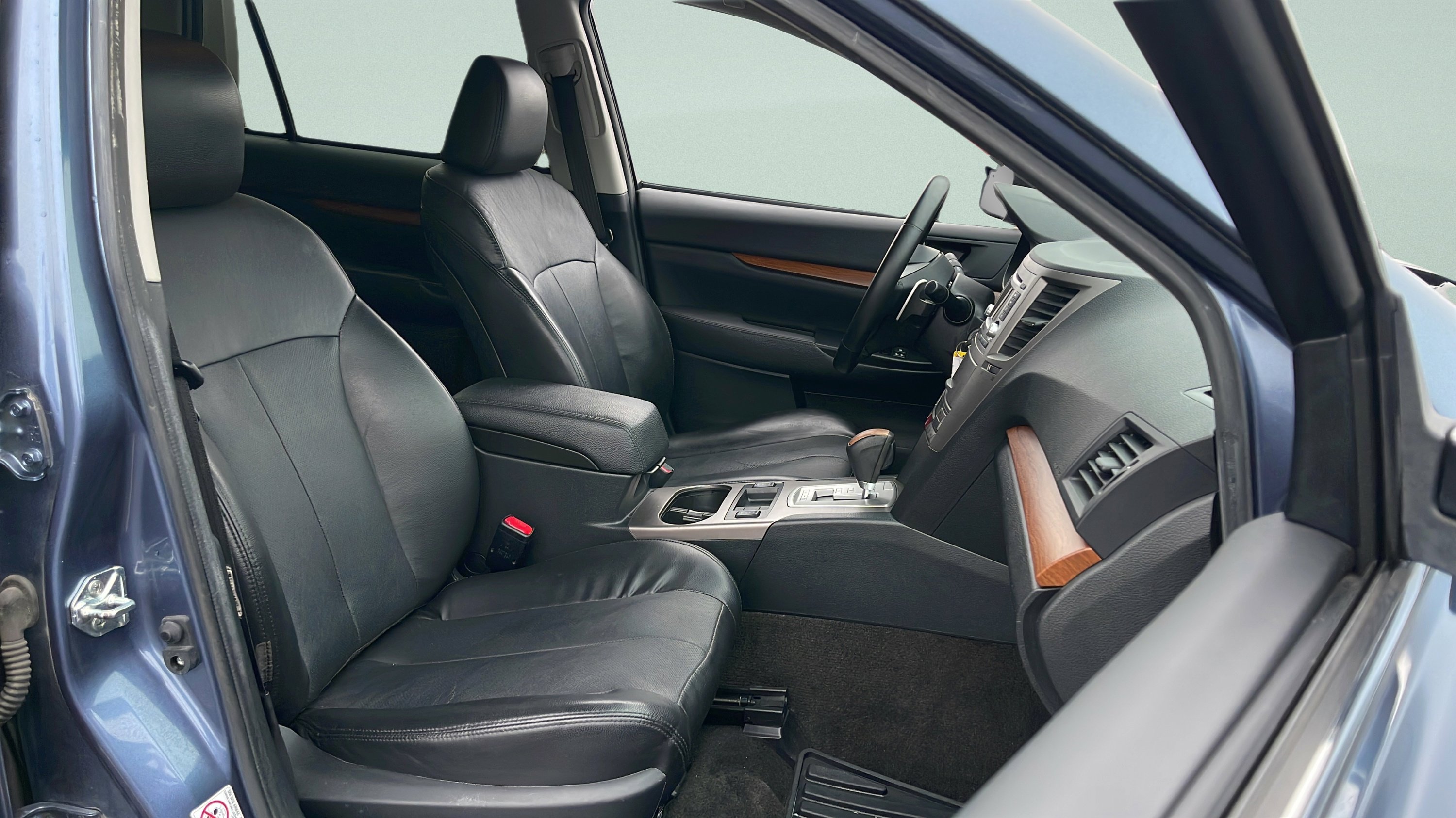 Used 2013 Subaru Outback 2.5i Limited image 43