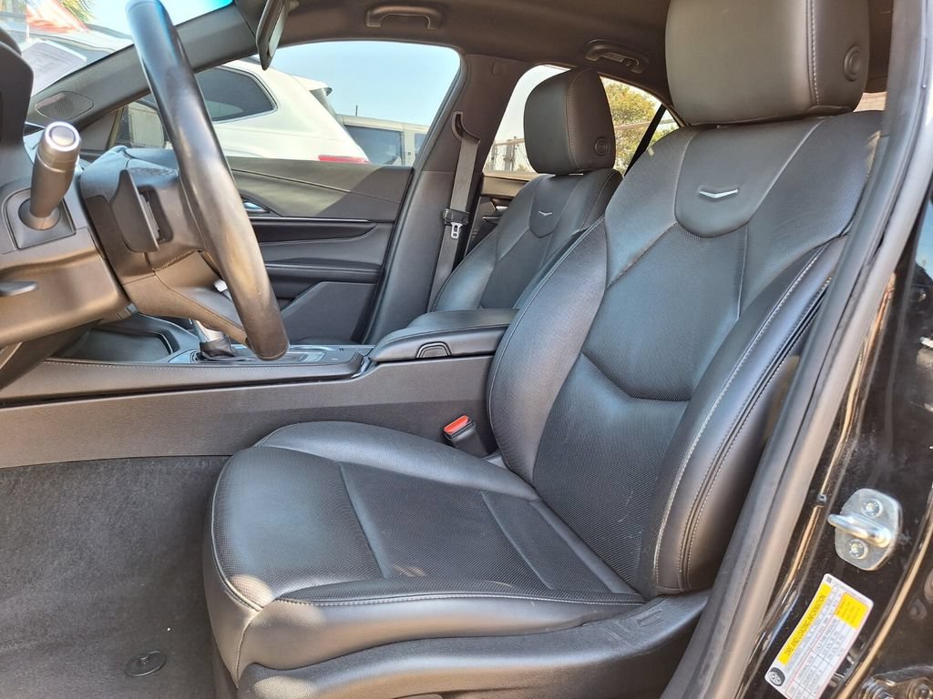 Used 2021 Cadillac CT4 Premium Luxury RWD image 23