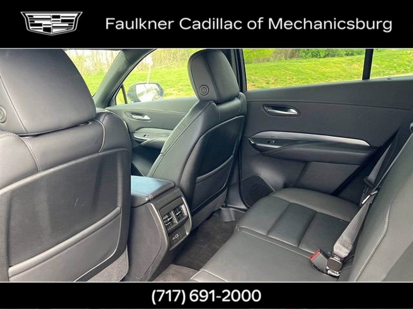 Used 2025 Cadillac XT4 Premium Luxury image 42