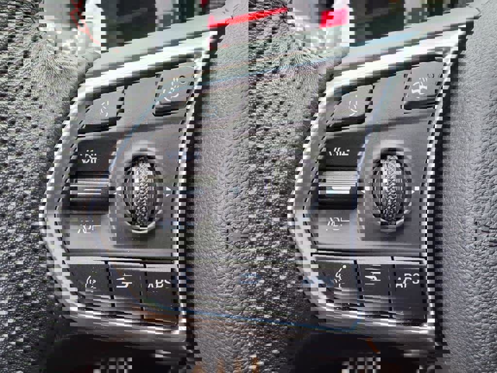 Used 2025 Acura RDX A-Spec image 16