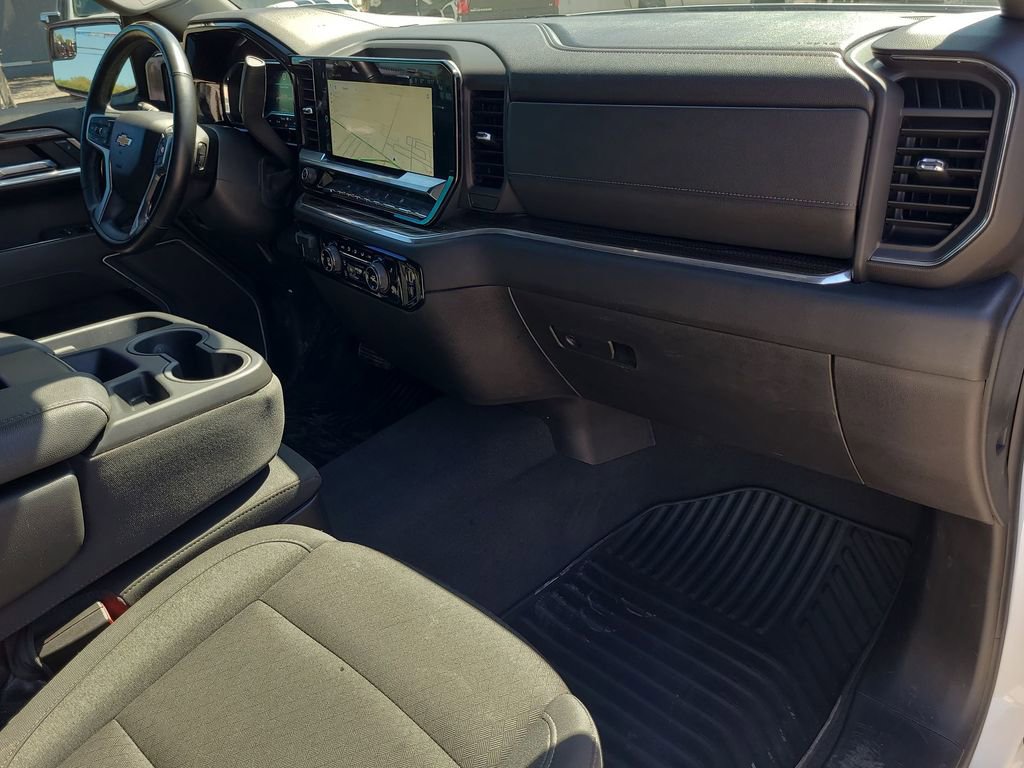 Certified 2025 Chevrolet Silverado 1500 LT AWD/4WD image 30