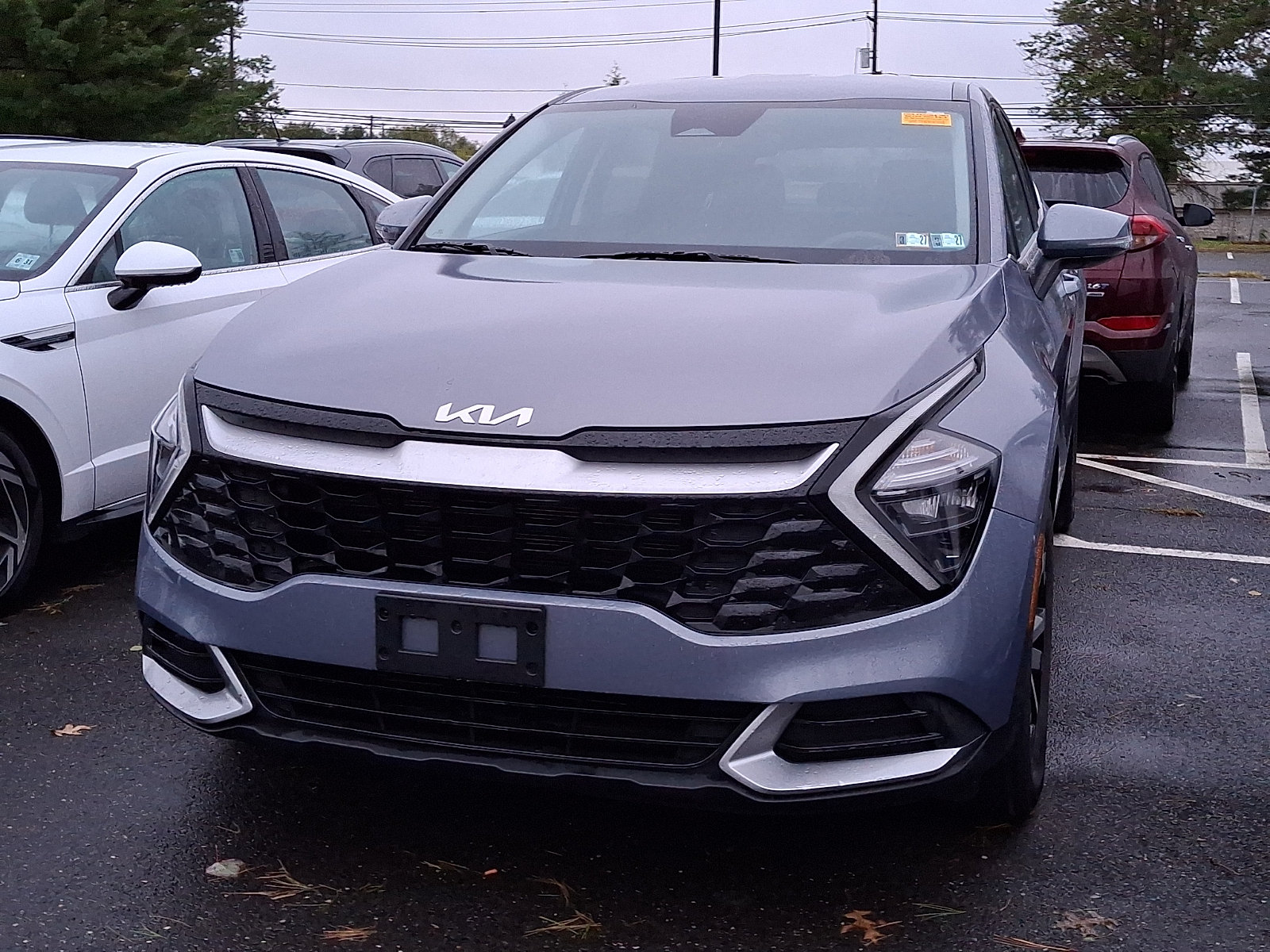 Used 2023 Kia Sportage EX FWD image 2
