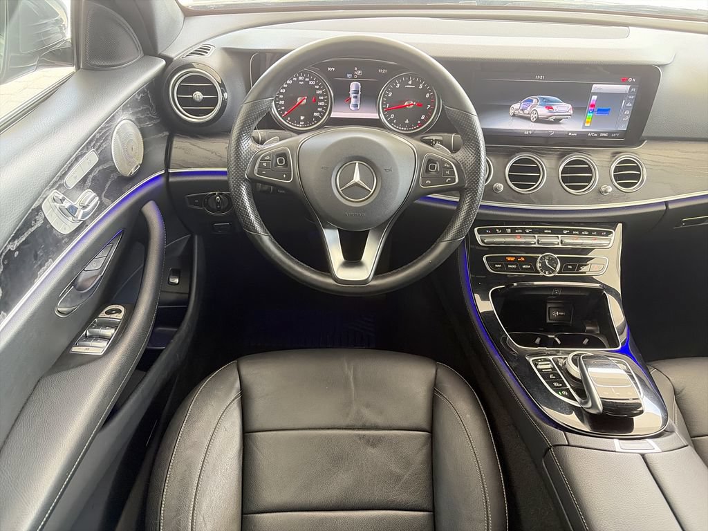 Used 2017 Mercedes-Benz E 300 4MATIC image 39