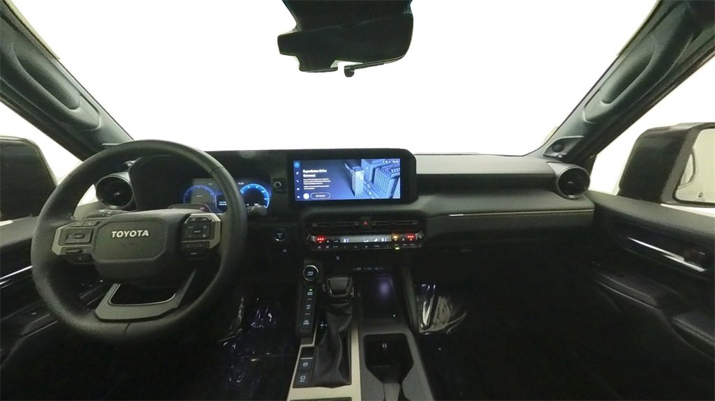 Used 2024 Toyota Land Cruiser image 32