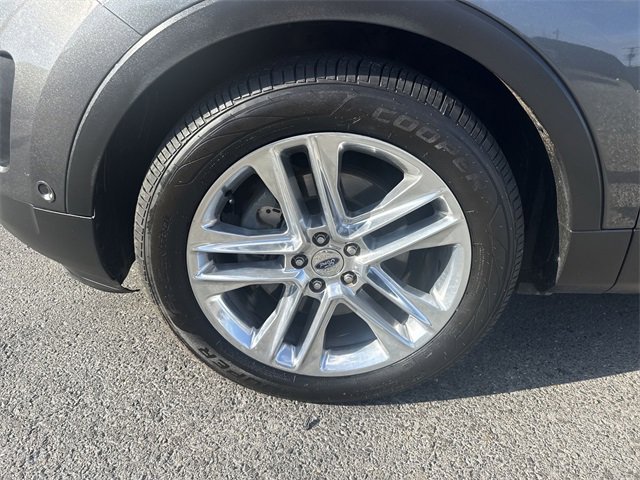 Used 2016 Ford Explorer Limited w/ Equipment Group 301A image 10