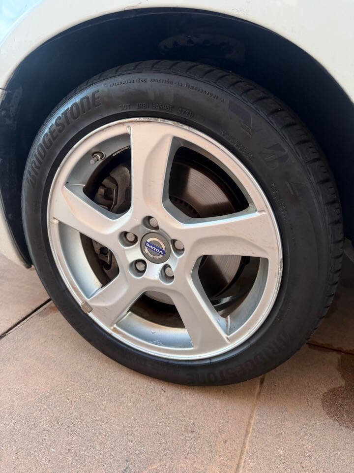 Used 2012 Volvo S60 T5 image 32