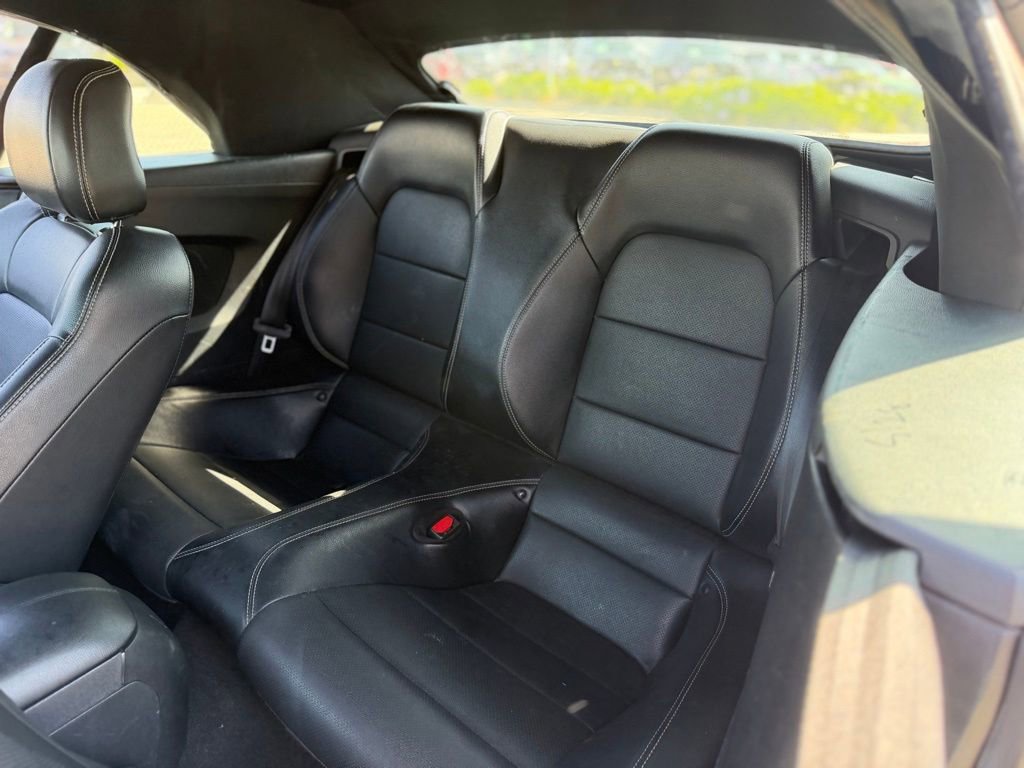 Used 2023 Ford Mustang Premium RWD image 5