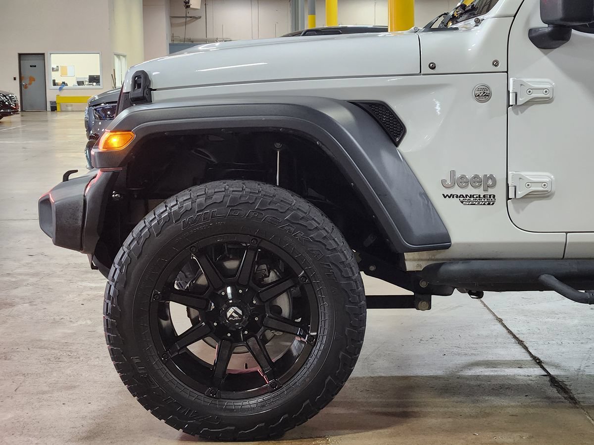 Used 2019 Jeep Wrangler Unlimited Sport S AWD/4WD image 4
