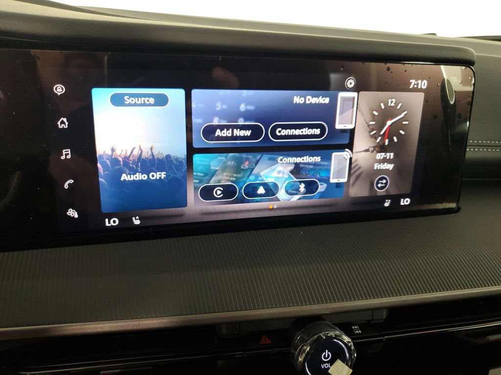 New 2025 Nissan Murano SV w/ Cargo Package image 20