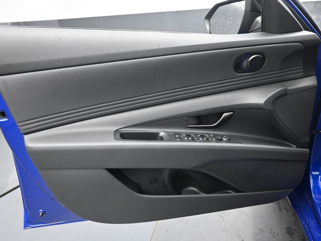 New 2025 Hyundai Elantra Sport image 26