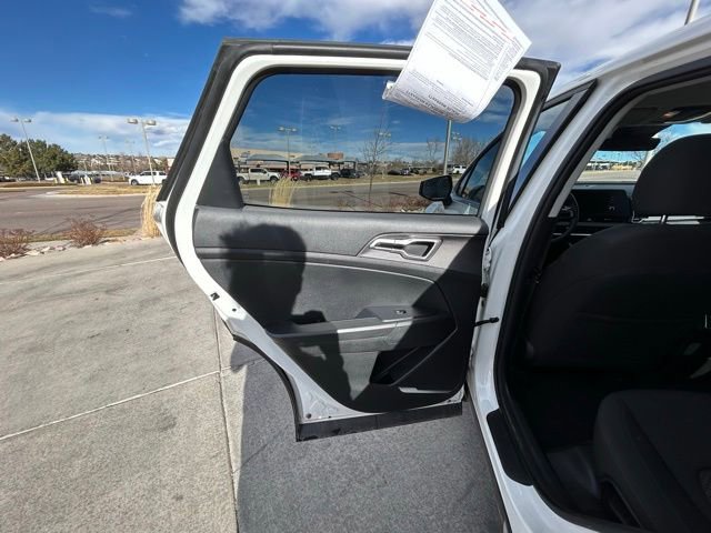 Used 2024 Kia Sportage LX image 20