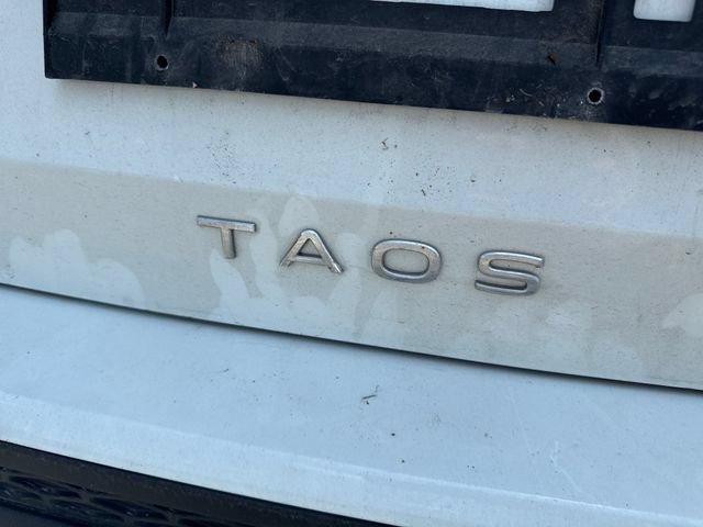 Used 2023 Volkswagen Taos SE w/ Panoramic Sunroof Package AWD/4WD image 14