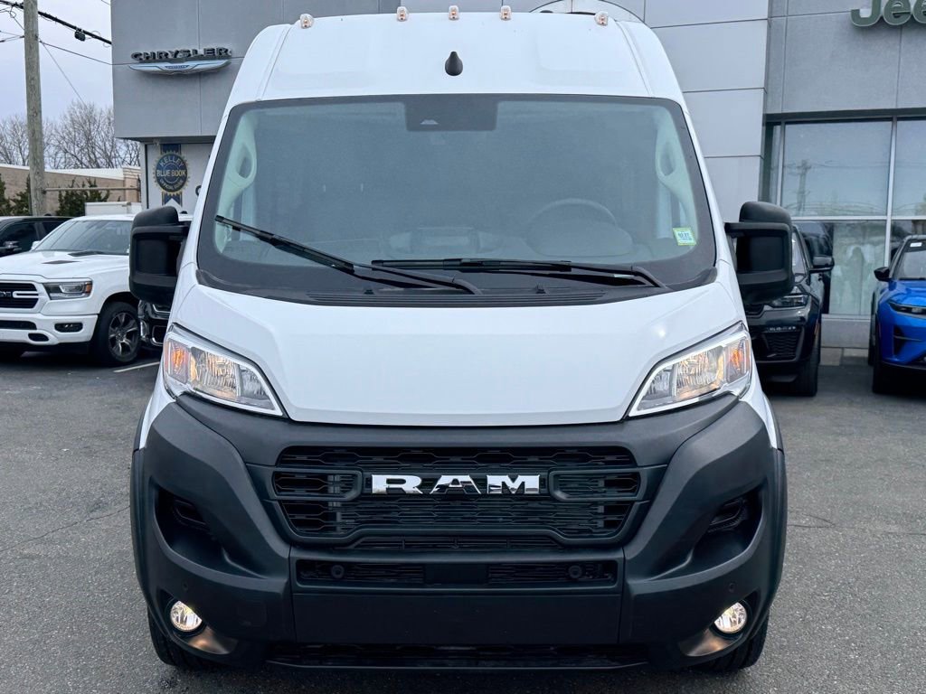 Used 2025 RAM ProMaster 3500 w/ Crew Van Package image 2