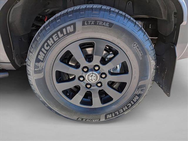 Used 2024 Toyota Land Cruiser image 24