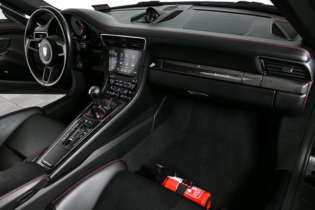 Certified 2019 Porsche 911 Speedster image 21