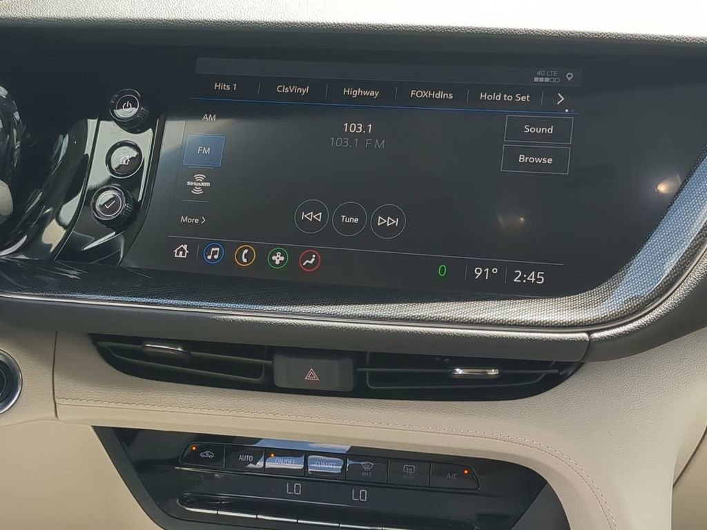 Used 2021 Buick Envision Preferred image 18