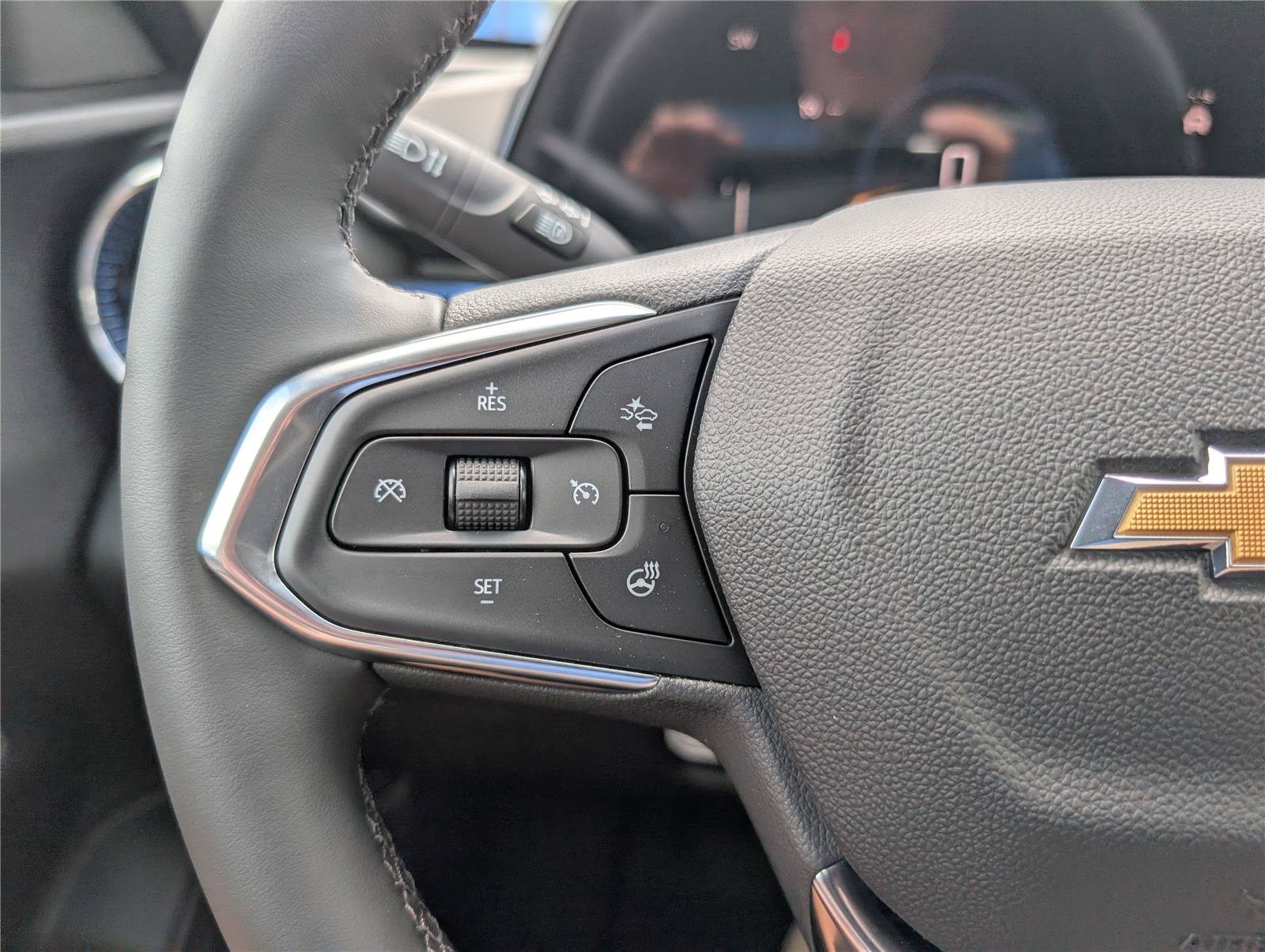 New 2026 Chevrolet Trax LT w/ LT Convenience Package FWD image 17