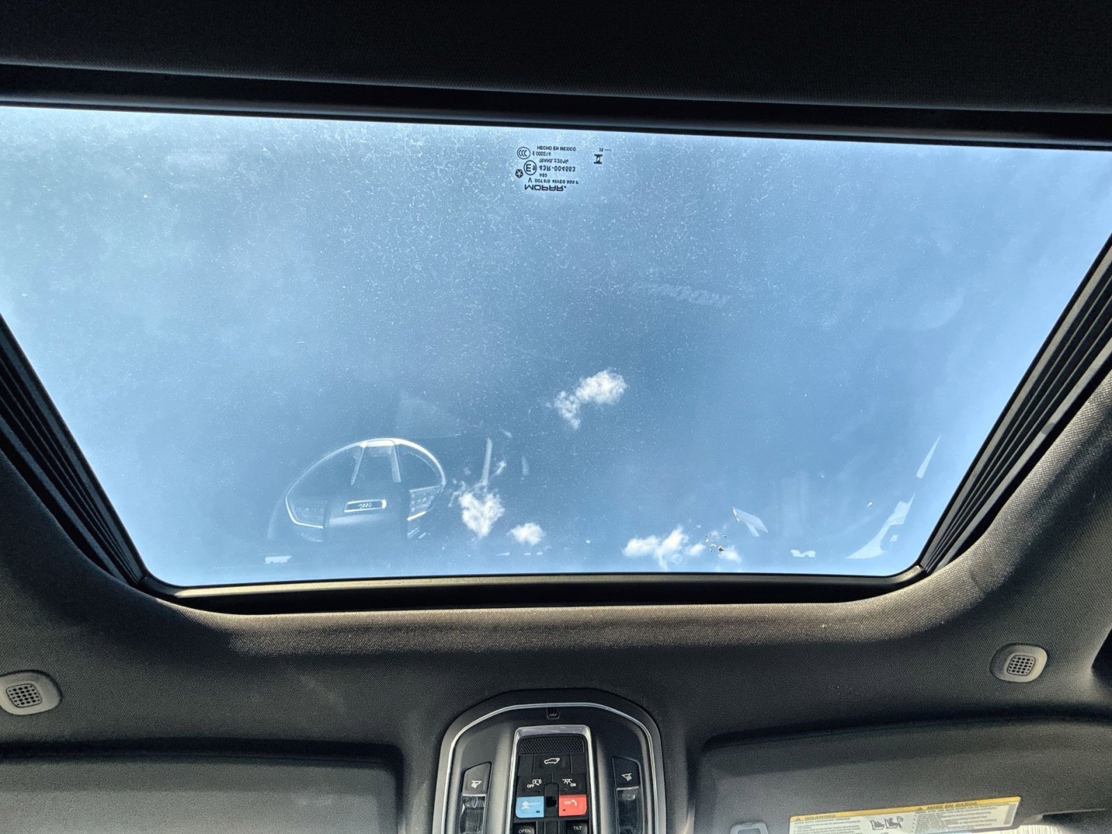 New 2025 Jeep Grand Cherokee Laredo image 23