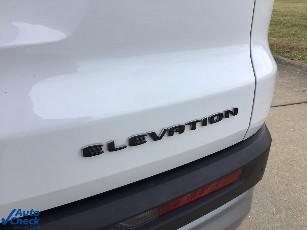 Used 2025 GMC Acadia Elevation image 46