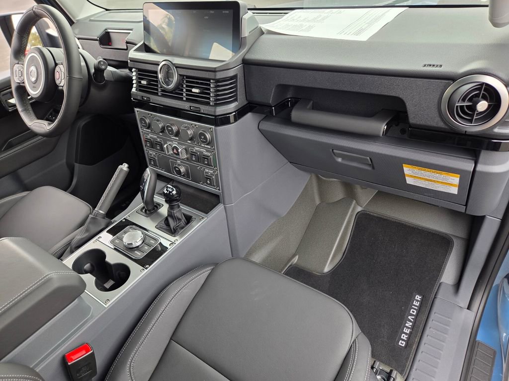 Used 2025 INEOS Grenadier Fieldmaster Edition image 17