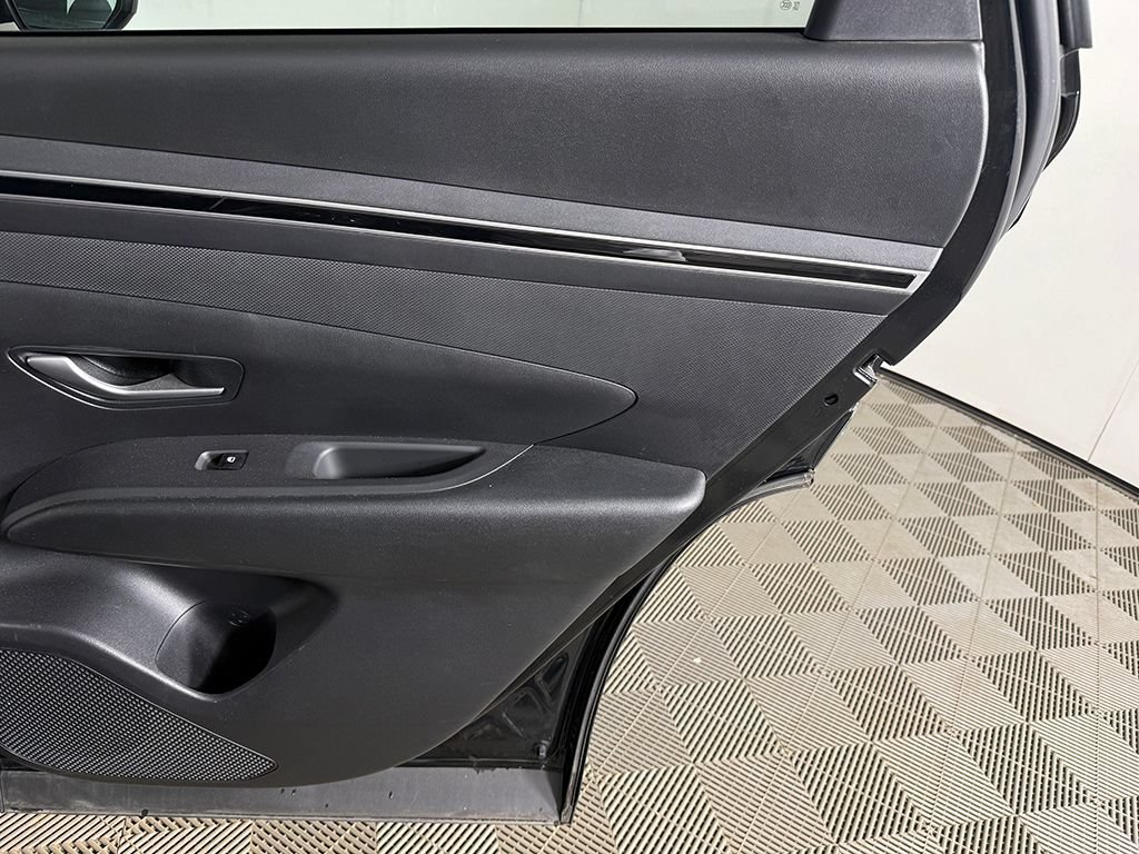 Certified 2024 Hyundai Tucson SEL AWD/4WD image 33