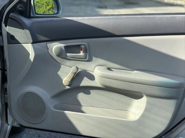 Used 2009 Kia Spectra LX FWD image 19