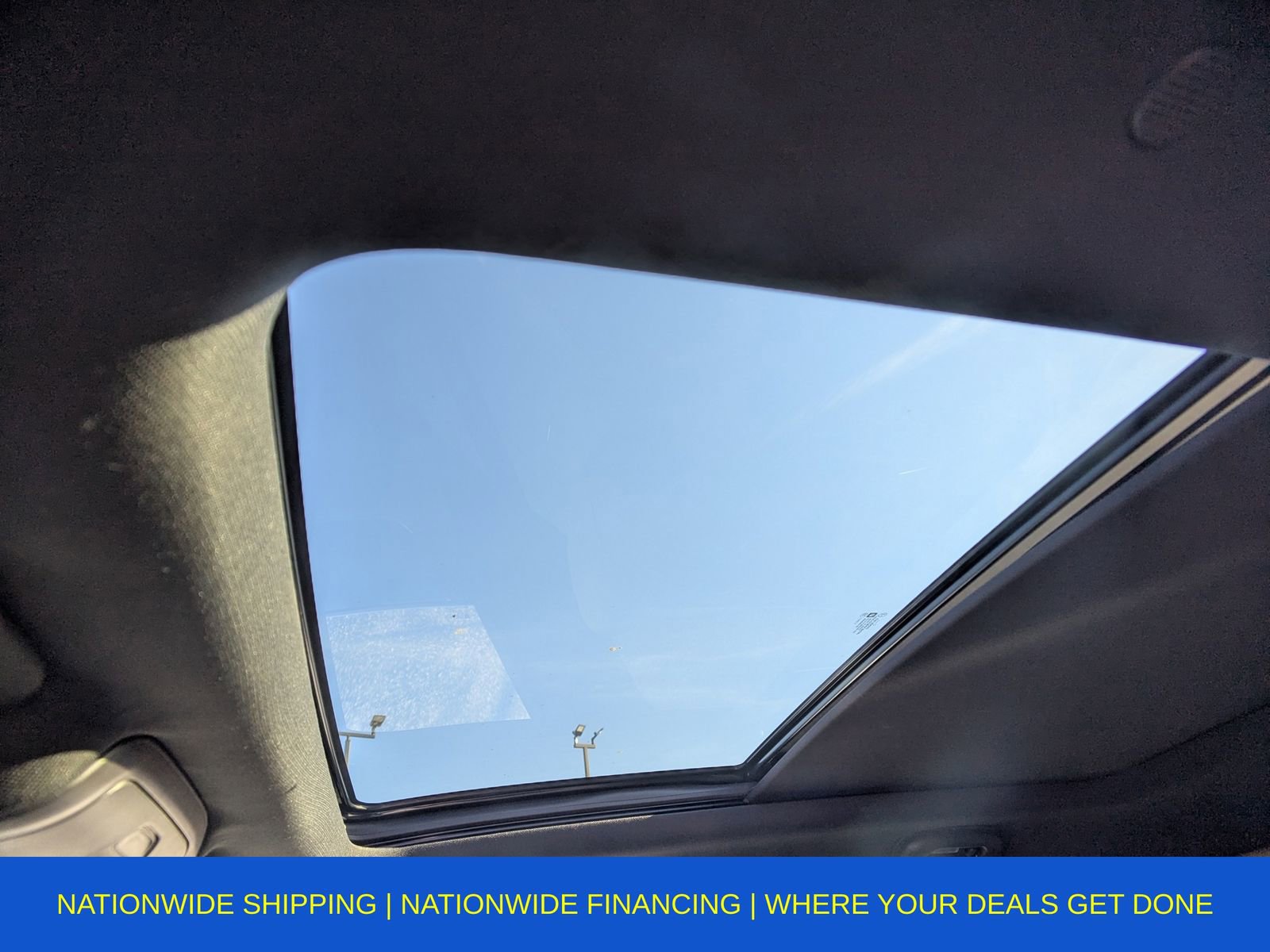 Used 2017 Cadillac XT5 Luxury w/ Driver Awareness Package image 25