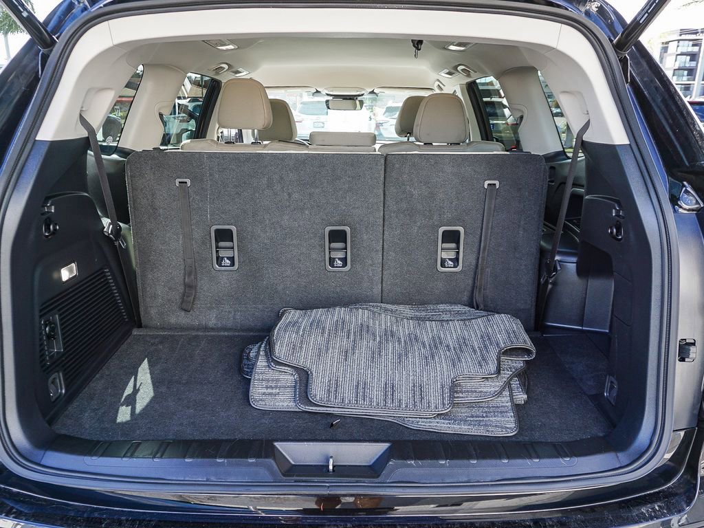 Certified 2025 Subaru Ascent Premium AWD/4WD image 24