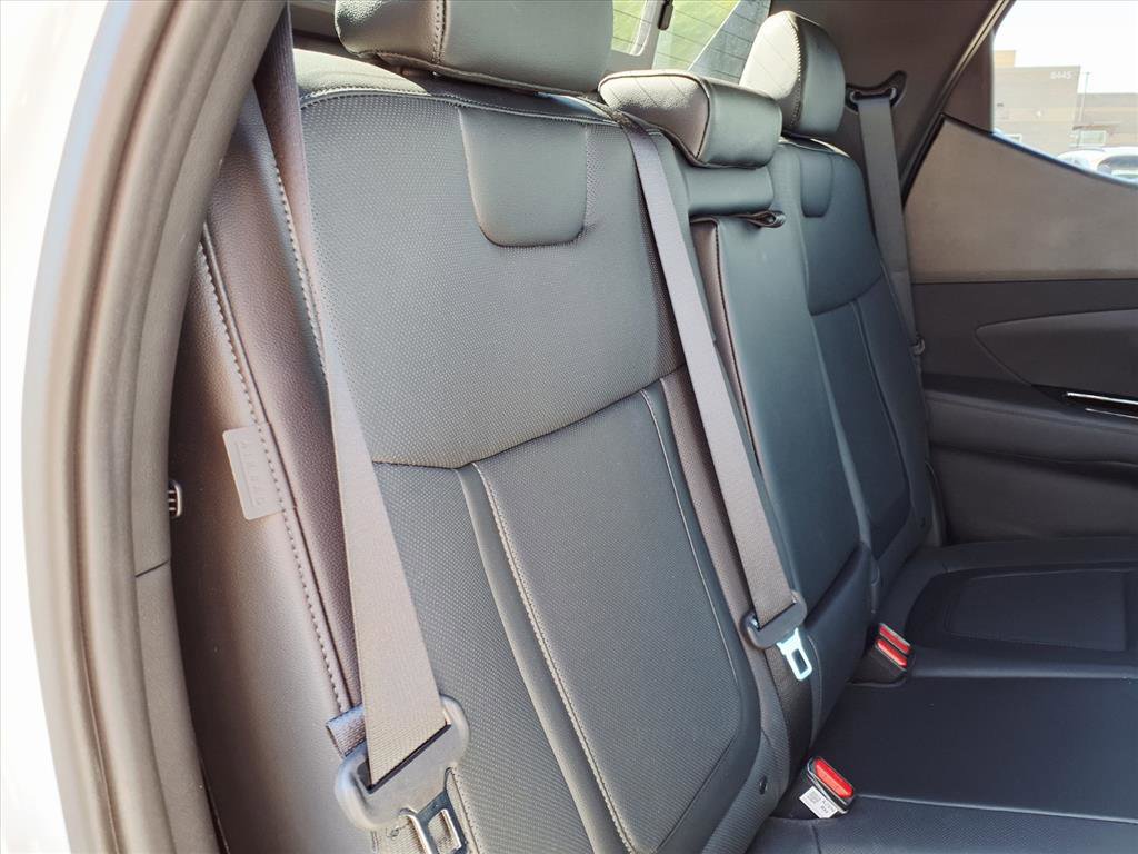 Certified 2025 Hyundai Santa Cruz Limited image 14